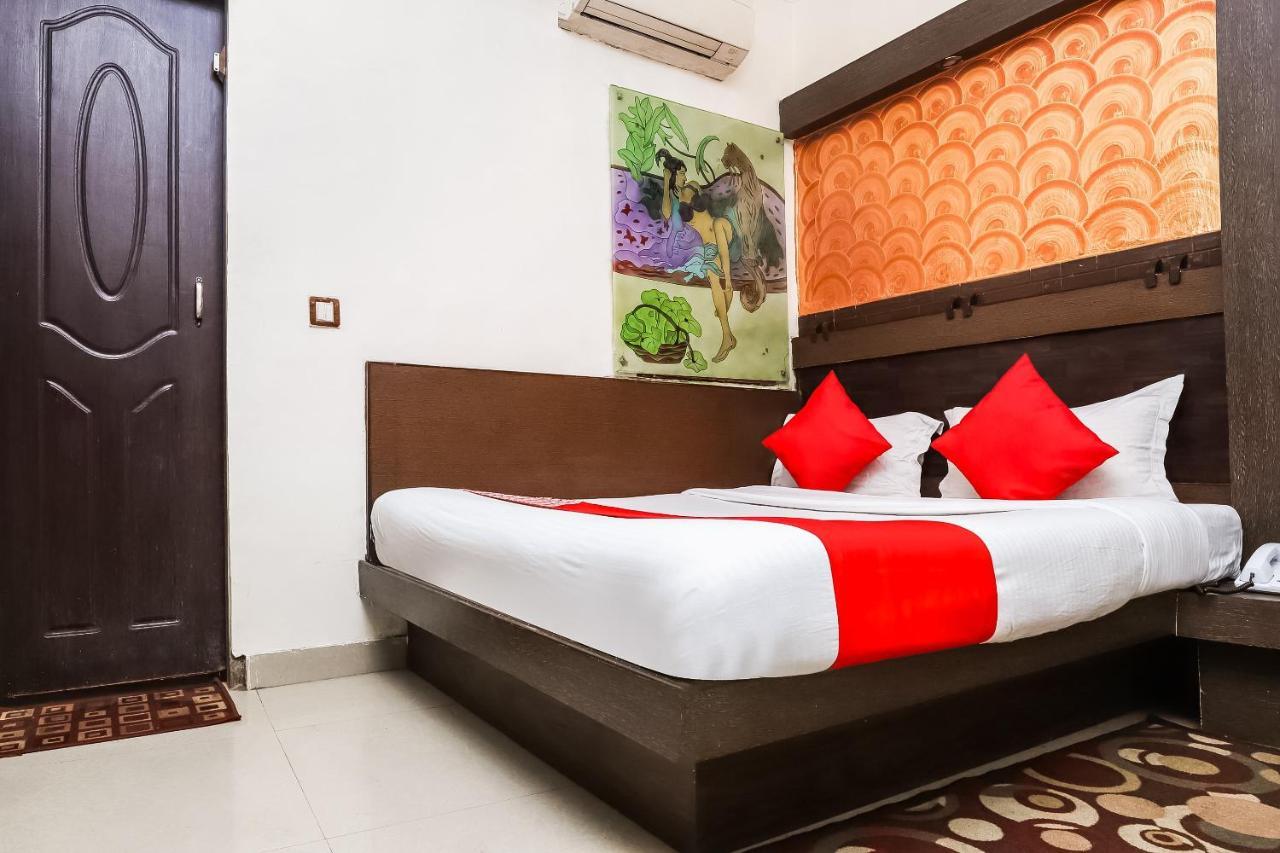 โอโย 6317 โฮเต็ล ศิวะพาเลซ Bed & Breakfast นิวเดลี ภายนอก รูปภาพ