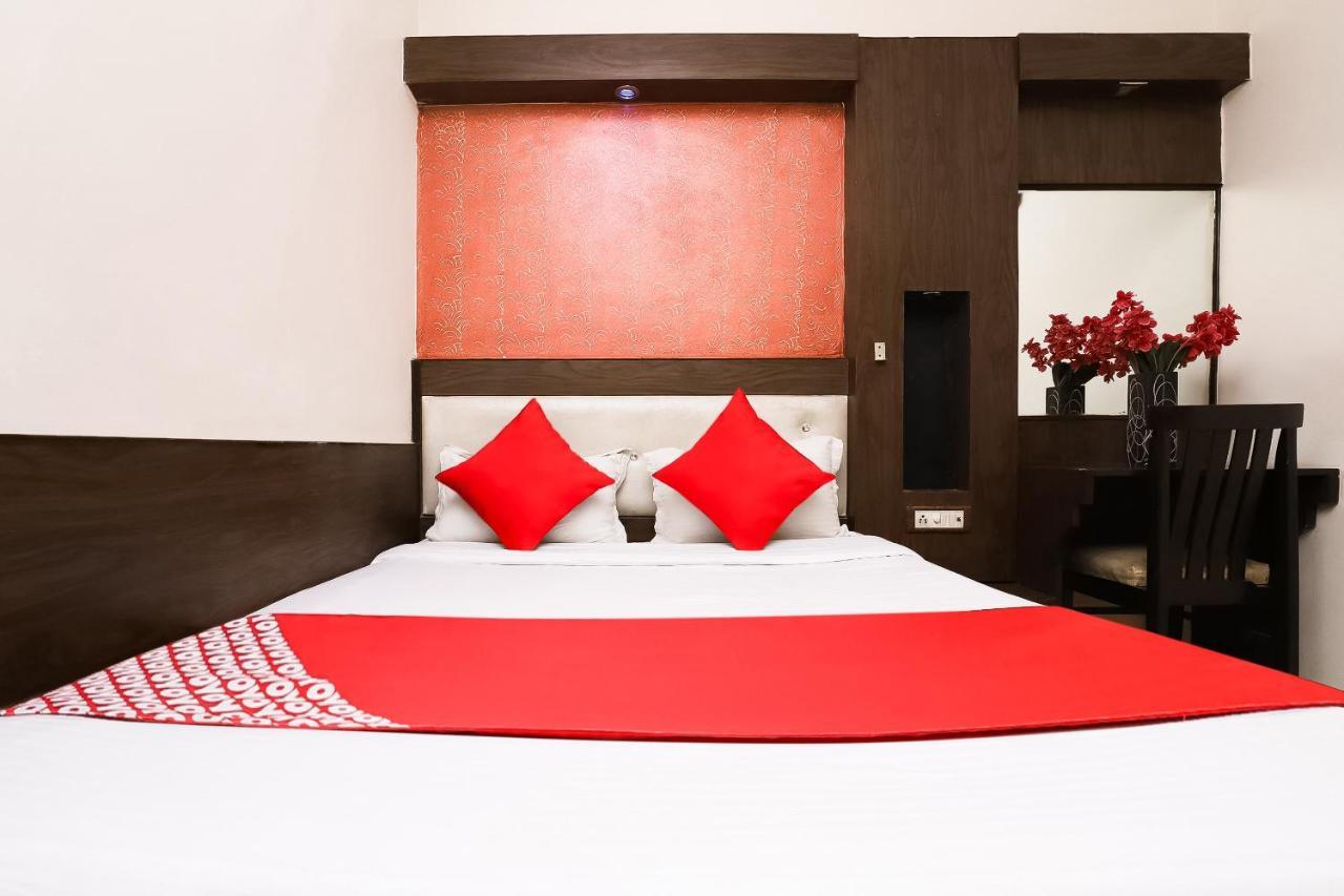โอโย 6317 โฮเต็ล ศิวะพาเลซ Bed & Breakfast นิวเดลี ภายนอก รูปภาพ