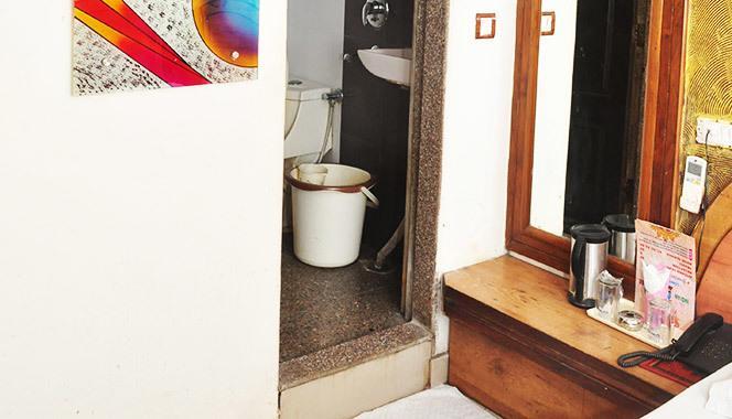โอโย 6317 โฮเต็ล ศิวะพาเลซ Bed & Breakfast นิวเดลี ห้อง รูปภาพ