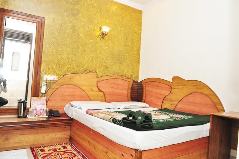โอโย 6317 โฮเต็ล ศิวะพาเลซ Bed & Breakfast นิวเดลี ห้อง รูปภาพ