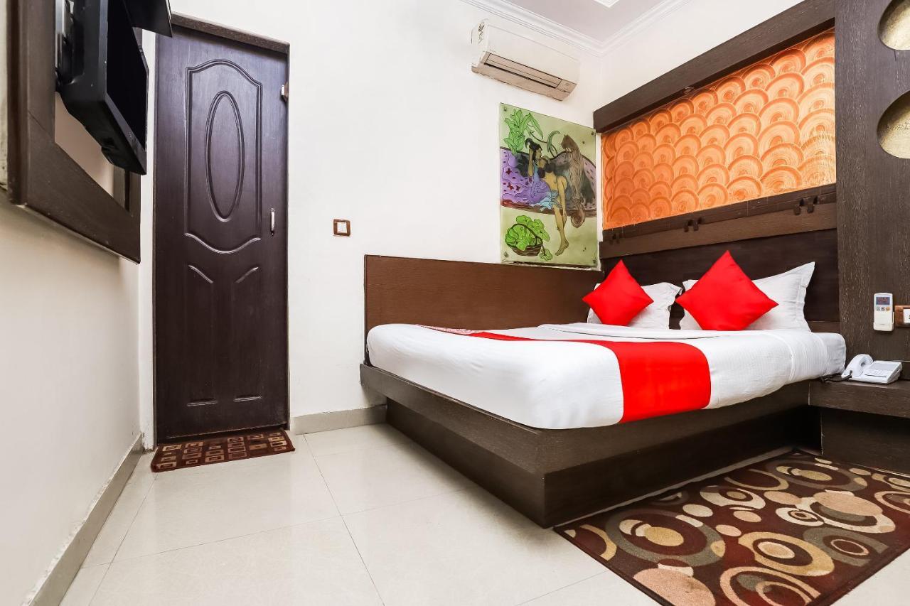 โอโย 6317 โฮเต็ล ศิวะพาเลซ Bed & Breakfast นิวเดลี ภายนอก รูปภาพ